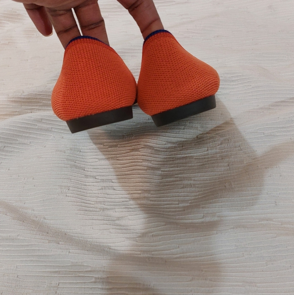 Orange Rothy's Pointed Toe Flats Size 7 - Picture 10 of 13
